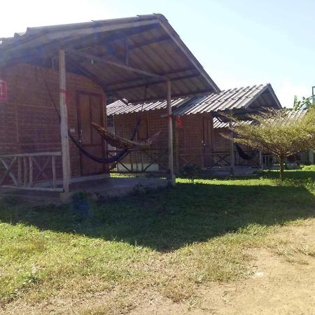 Sleepy Hut Pai Hotel Bagian luar foto