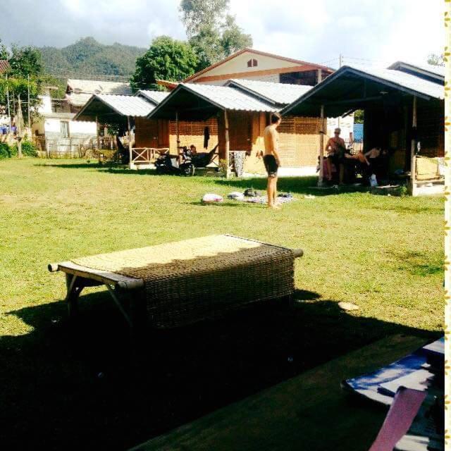 Sleepy Hut Pai Hotel Bagian luar foto